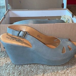 kork-ease wedges